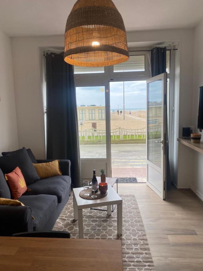 Paradis Les Pieds Sur Le Sable Trouville Palace מראה חיצוני תמונה
